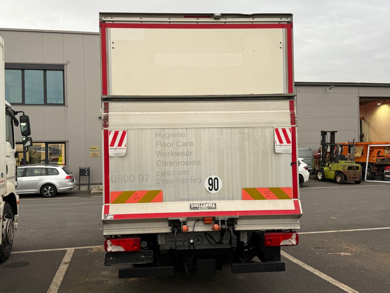 Mercedes-Benz Sprinter II P516CDI Koffer, LBW, Kamera, TOP - Carrinha de contentor: foto 5 Mercedes-Benz Sprinter II P516CDI Koffer, LBW, Kamera, TOP - Carrinha de contentor: foto 5