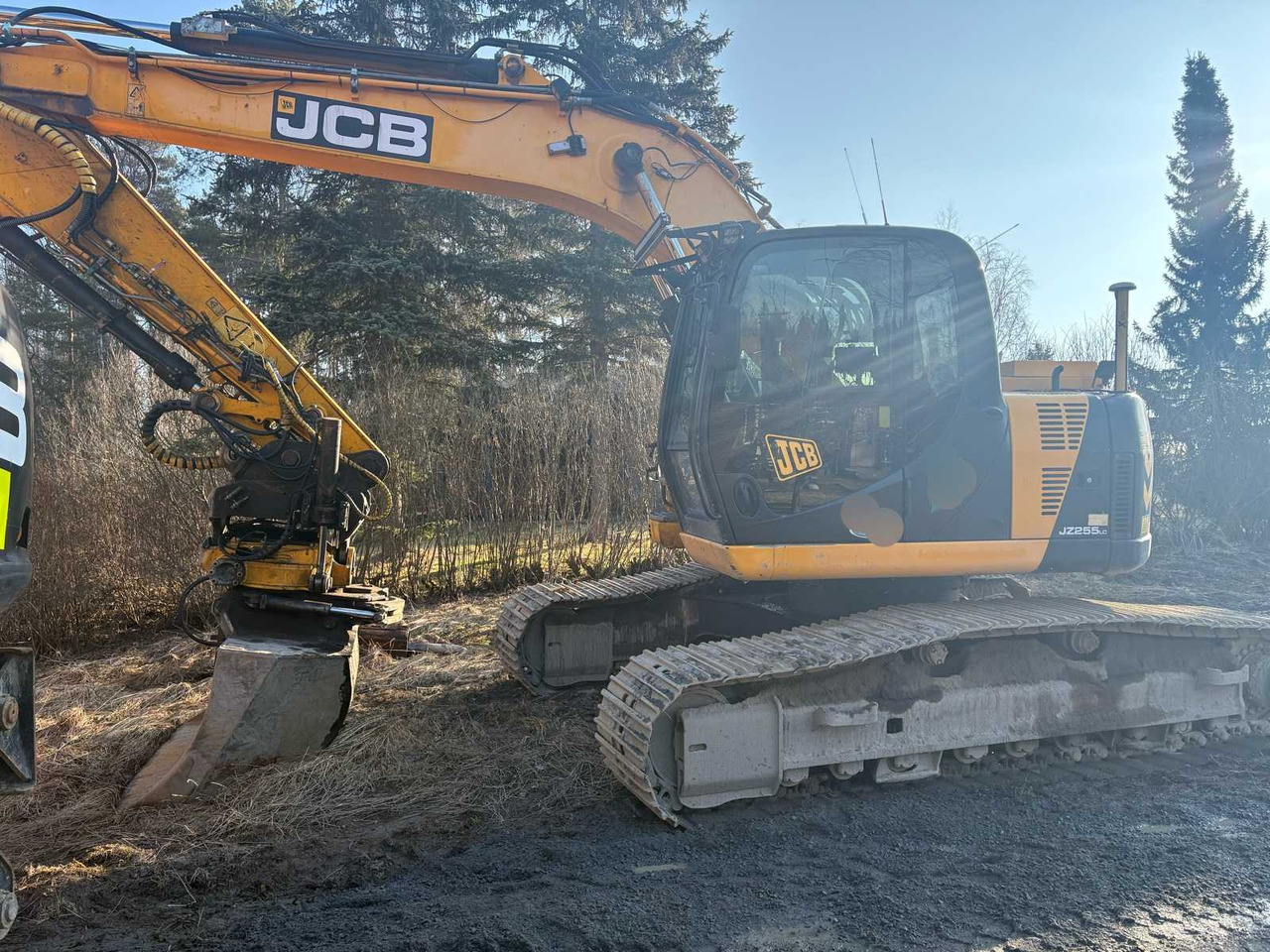 Crawler excavator JCB JZ2 255lc + 3D machine control system - Escavadora de rastos: foto 2 Crawler excavator JCB JZ2 255lc + 3D machine control system - Escavadora de rastos: foto 2