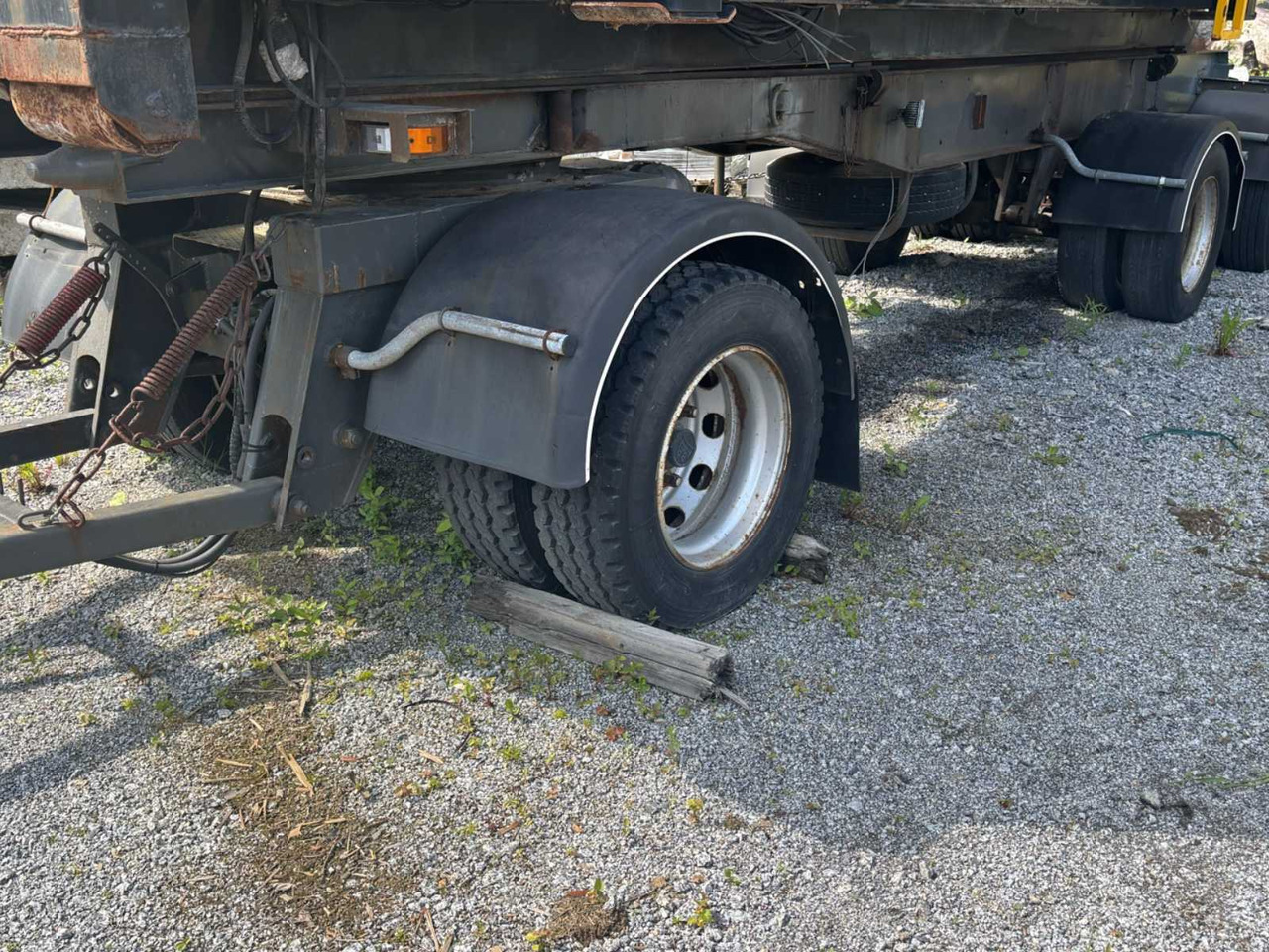 Hooklift trailer Kome - Reboque ampliroll/ Multibenne: foto 3 Hooklift trailer Kome - Reboque ampliroll/ Multibenne: foto 3