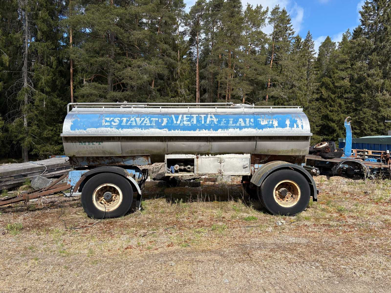 Tank trailer 10000L - Reboque tanque: foto 2 Tank trailer 10000L - Reboque tanque: foto 2