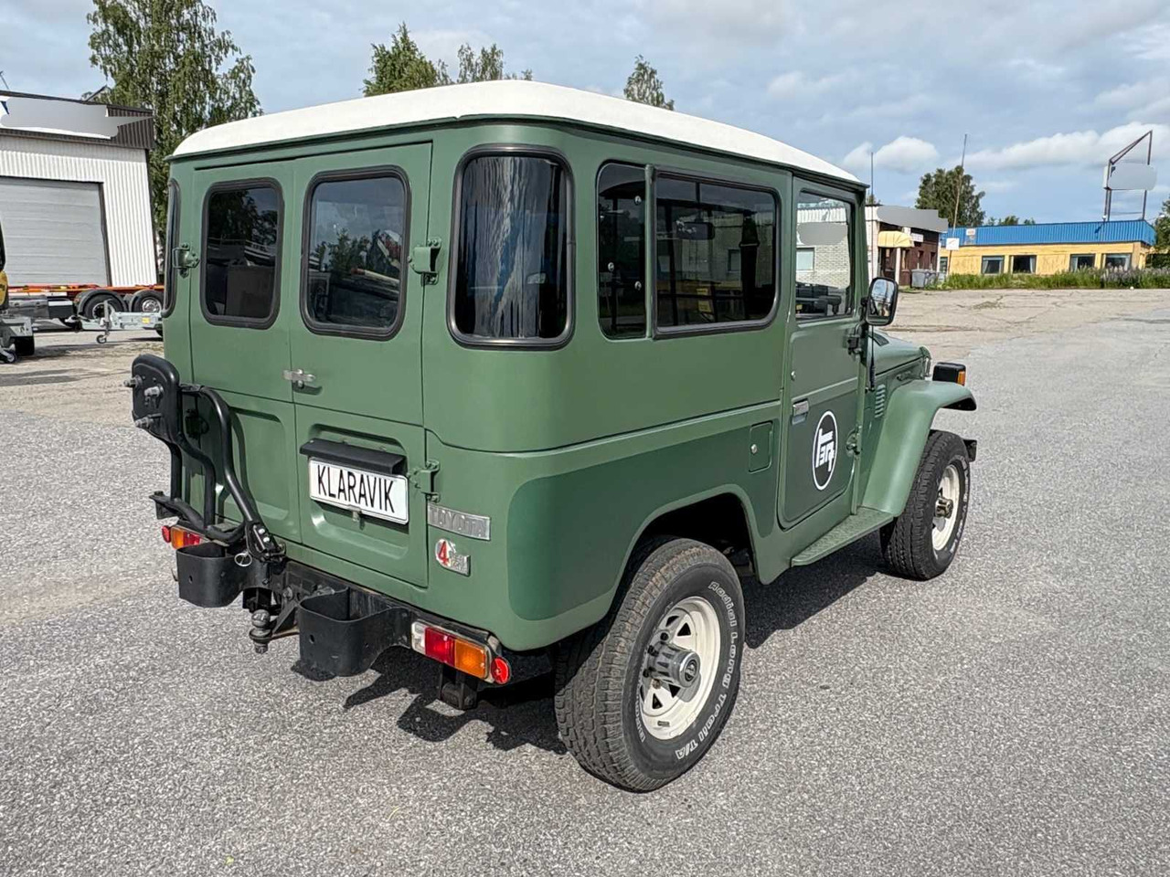 Vintage car Toyota Land Cruiser BJ40 - SUV: foto 5 Vintage car Toyota Land Cruiser BJ40 - SUV: foto 5