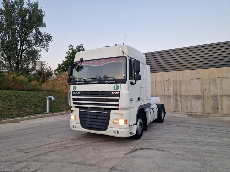 DAF XF 106.460 - Tractor de terminal: foto 2 DAF XF 106.460 - Tractor de terminal: foto 2