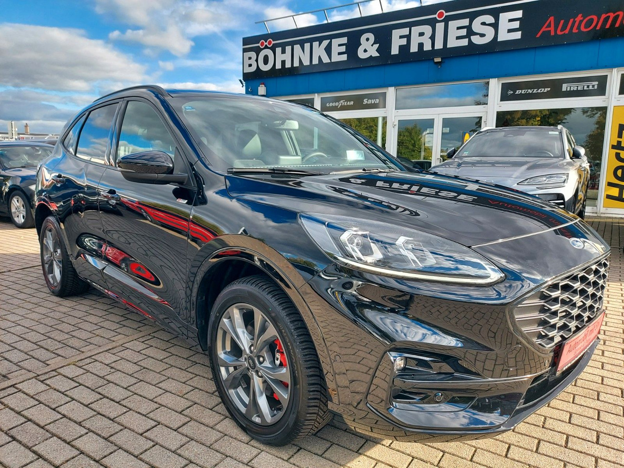 Ford Kuga Plug-In Hybrid ST-Line X ACC Assist 360° - SUV: foto 1 Ford Kuga Plug-In Hybrid ST-Line X ACC Assist 360° - SUV: foto 1