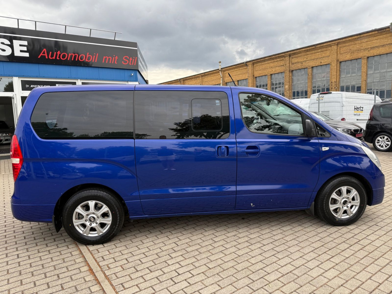 Hyundai H-1 Travel Comfort 8 SITZER KLIMAA. STANDHEIZUNG - Furgão de passageiros: foto 3 Hyundai H-1 Travel Comfort 8 SITZER KLIMAA. STANDHEIZUNG - Furgão de passageiros: foto 3