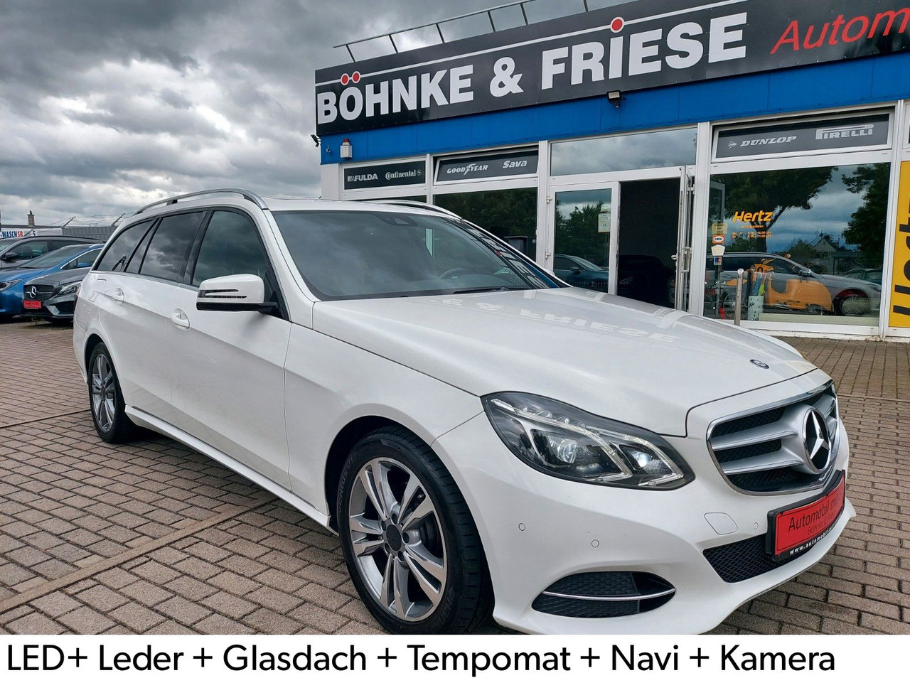 Mercedes-Benz E 220 E -Klasse T 220CDI LED Glasdach Leder Navi - Automóvel: foto 1 Mercedes-Benz E 220 E -Klasse T 220CDI LED Glasdach Leder Navi - Automóvel: foto 1