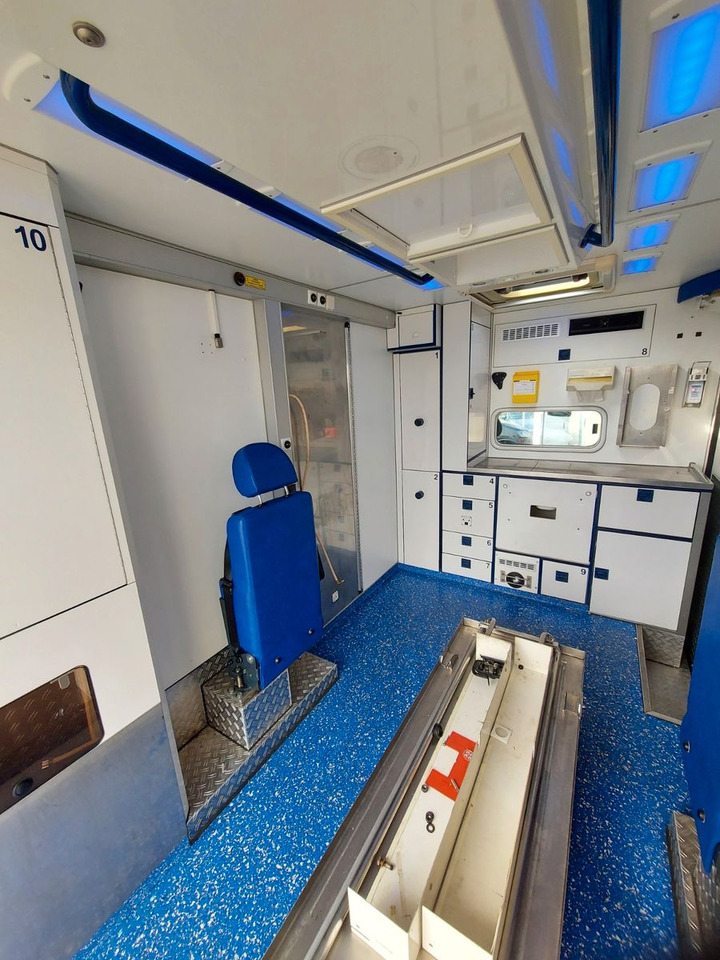 Ambulância novo Mercedes-Benz Sprinter II Pritsche 516 Autom. RTW Ambulance: foto 18