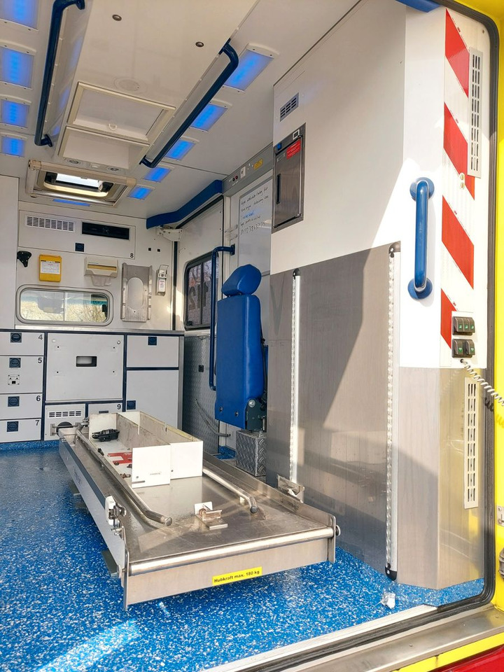 Ambulância novo Mercedes-Benz Sprinter II Pritsche 516 Autom. RTW Ambulance: foto 24
