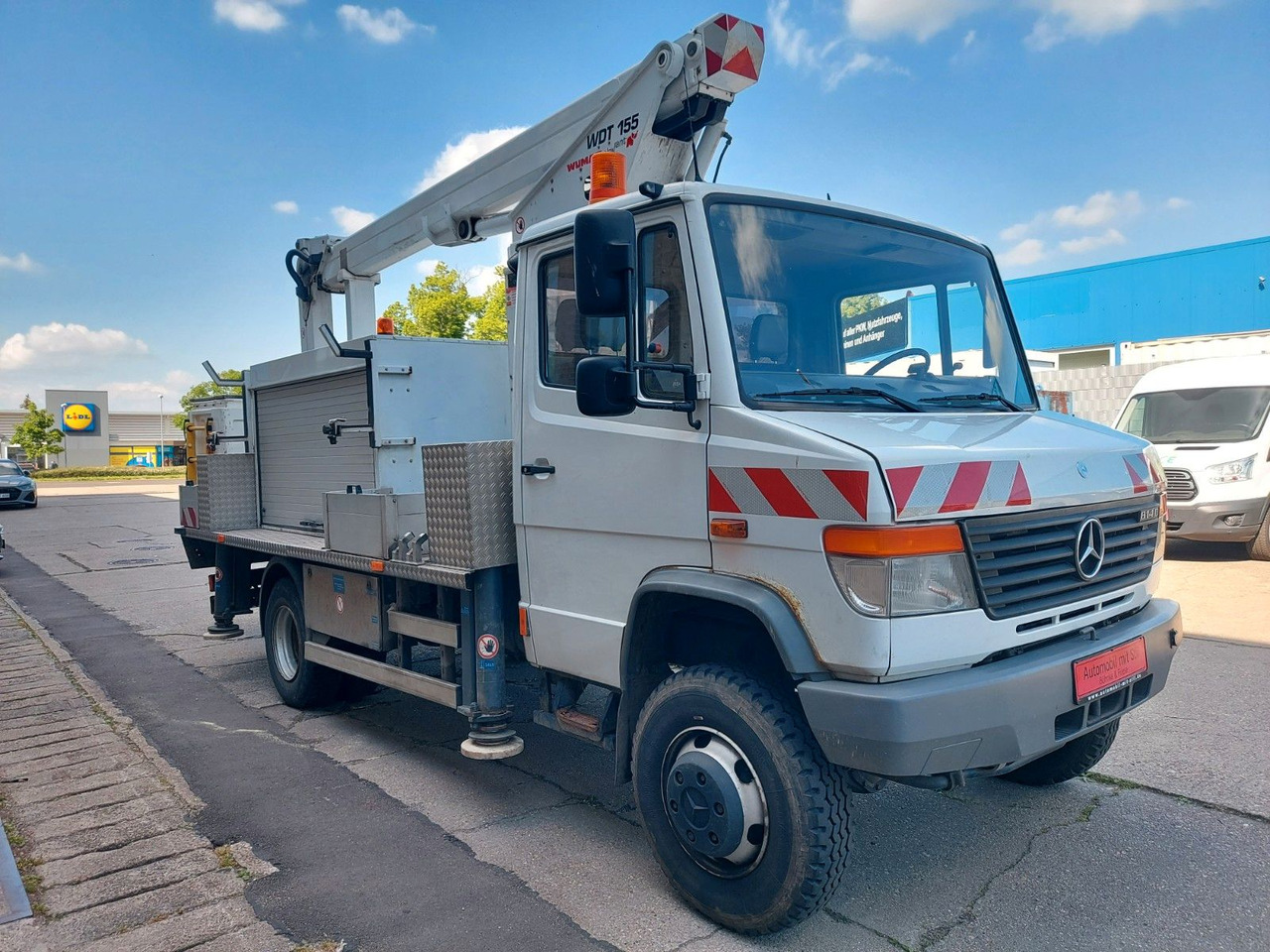 Mercedes-Benz VARIO 814D HUB Steiger WUMAG WDT 155 4X4 ALLRAD - Caminhão com plataforma aérea: foto 2 Mercedes-Benz VARIO 814D HUB Steiger WUMAG WDT 155 4X4 ALLRAD - Caminhão com plataforma aérea: foto 2