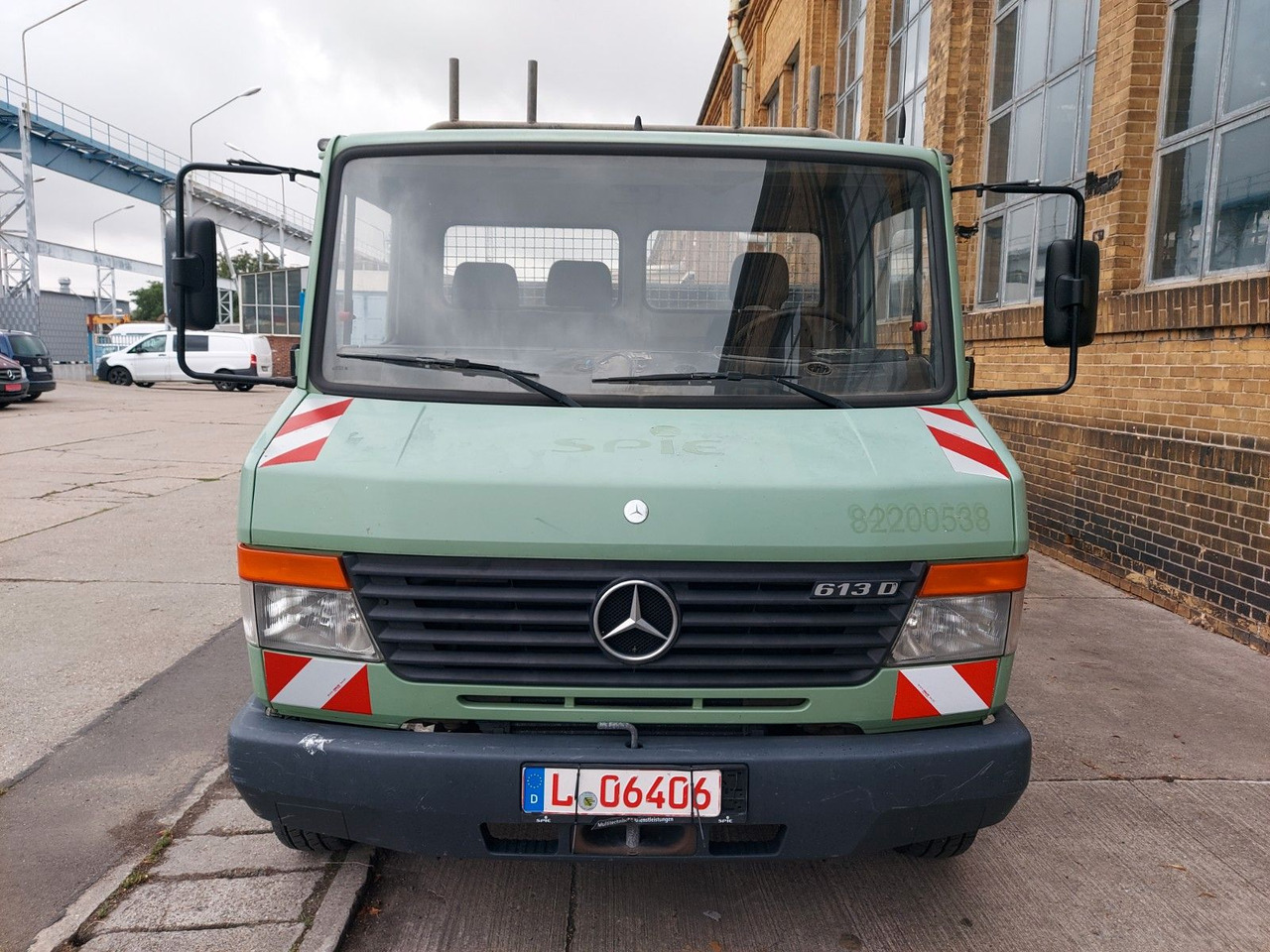 Mercedes-Benz Vario 613D Pritsche lang extralang - Carrinha de caixa aberta: foto 3 Mercedes-Benz Vario 613D Pritsche lang extralang - Carrinha de caixa aberta: foto 3