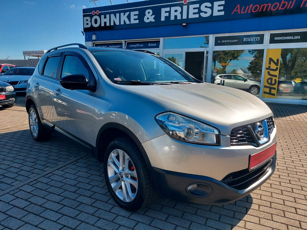 Nissan Qashqai Automatik 360 Klima Panorama AHK - SUV: foto 3 Nissan Qashqai Automatik 360 Klima Panorama AHK - SUV: foto 3