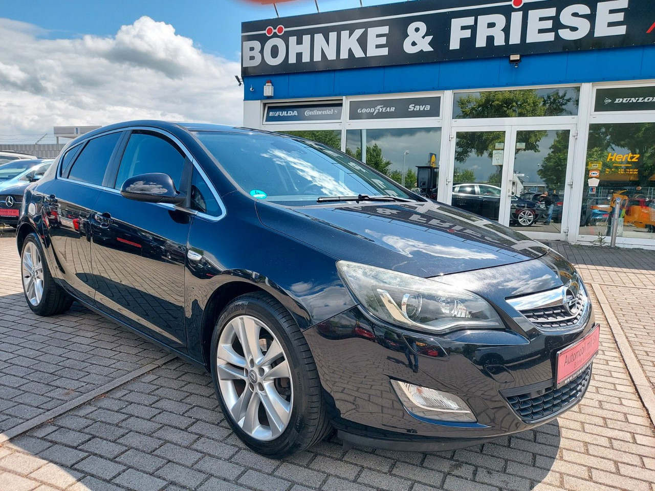 Opel Astra J Lim. 5-trg. Innovation Xenon Navi Sitzhe - Sedan: foto 1 Opel Astra J Lim. 5-trg. Innovation Xenon Navi Sitzhe - Sedan: foto 1