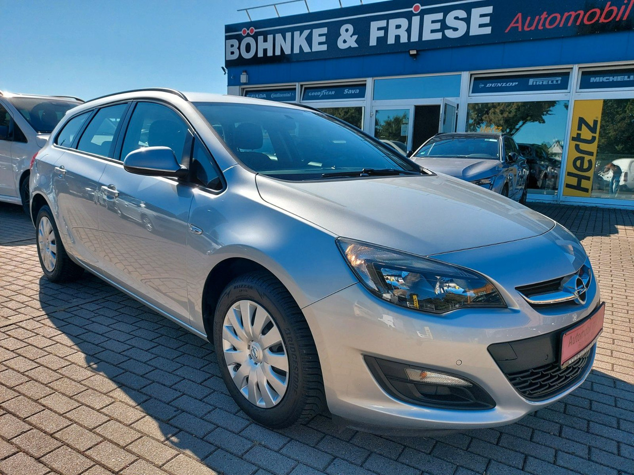 Opel Astra J Sports Tourer Navi Klima Sitzheizung - Carrinha: foto 1 Opel Astra J Sports Tourer Navi Klima Sitzheizung - Carrinha: foto 1