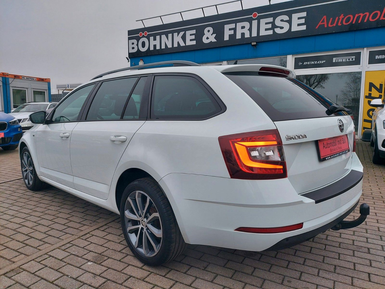 Skoda Octavia Combi Clever 4x4 LED DAB Navi - Carrinha: foto 5 Skoda Octavia Combi Clever 4x4 LED DAB Navi - Carrinha: foto 5