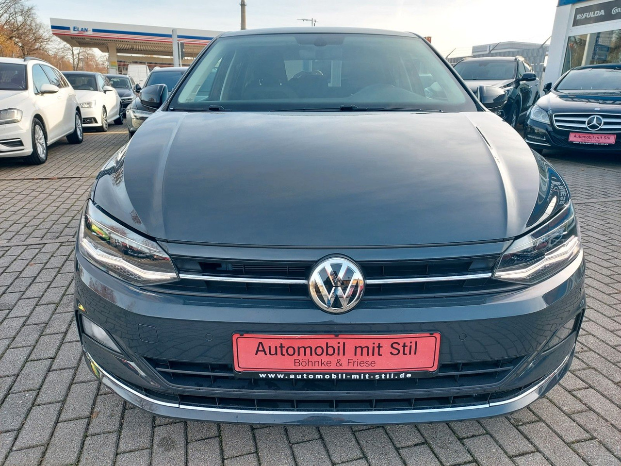 Volkswagen Polo VI Highline DSG ACC Radar Panorama 8x Räder - Sedan: foto 3 Volkswagen Polo VI Highline DSG ACC Radar Panorama 8x Räder - Sedan: foto 3