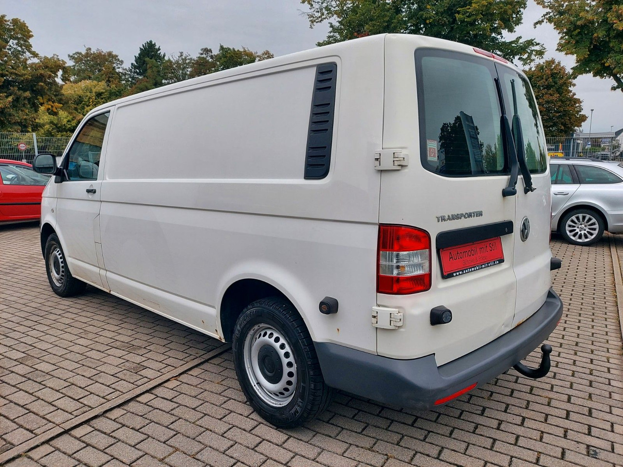 Volkswagen T5 Transporter Kasten Kombi lang Klima AHK - Furgão de passageiros: foto 5 Volkswagen T5 Transporter Kasten Kombi lang Klima AHK - Furgão de passageiros: foto 5