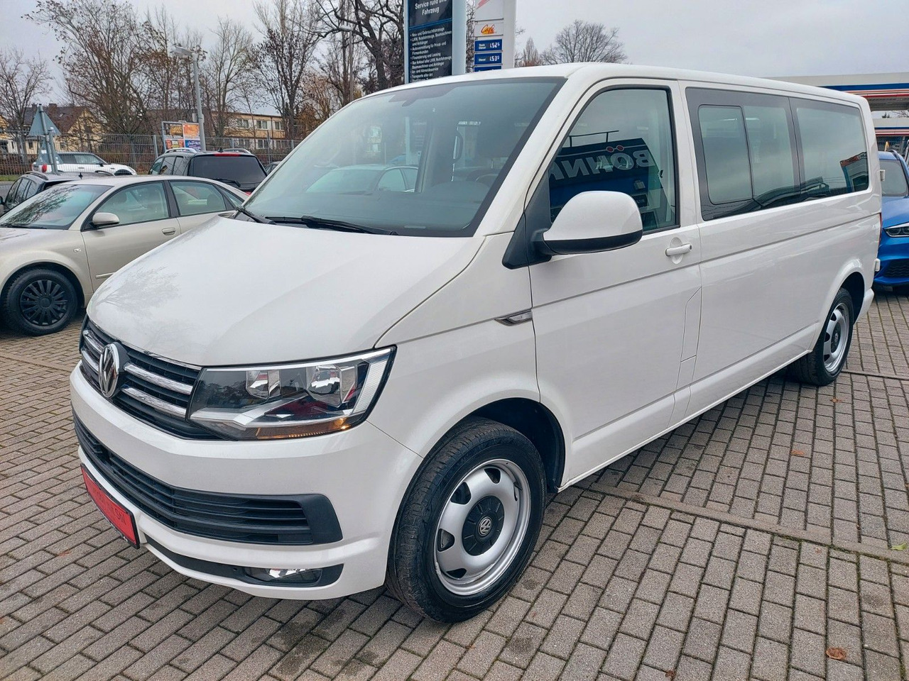 Volkswagen T6 Caravelle Comfortline Lang DSG 8 Sitze ACC - Furgão de passageiros: foto 5 Volkswagen T6 Caravelle Comfortline Lang DSG 8 Sitze ACC - Furgão de passageiros: foto 5