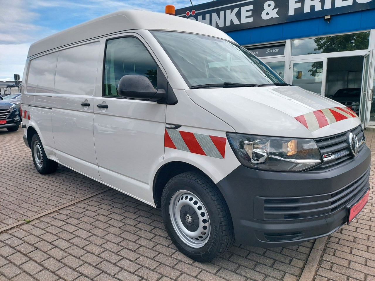 Volkswagen T6 Transporter Kombi Kasten 4x4 hoch lang Klima - Furgão de passageiros: foto 2 Volkswagen T6 Transporter Kombi Kasten 4x4 hoch lang Klima - Furgão de passageiros: foto 2