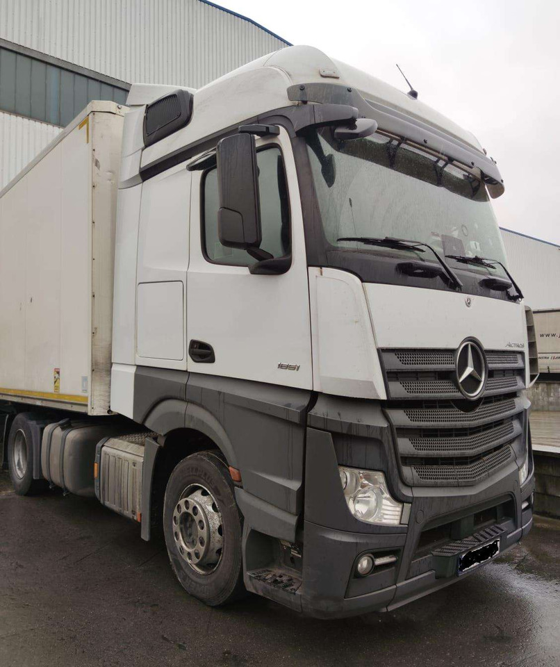 Mercedes-Benz Actros - Tractor: foto 1 Mercedes-Benz Actros - Tractor: foto 1