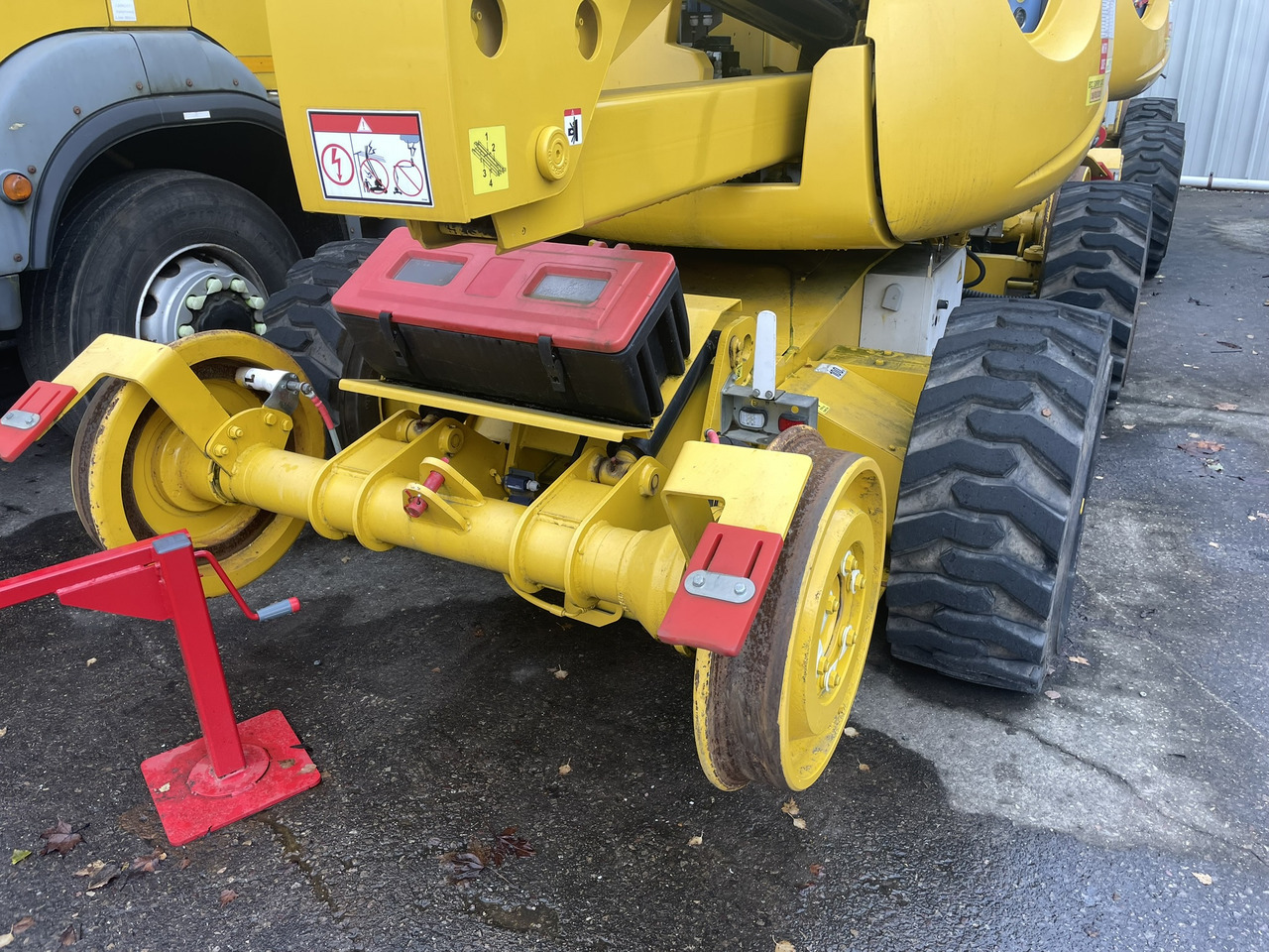 Neotec RRV Road-Rail Haulotte - Plataforma articulada: foto 2 Neotec RRV Road-Rail Haulotte - Plataforma articulada: foto 2