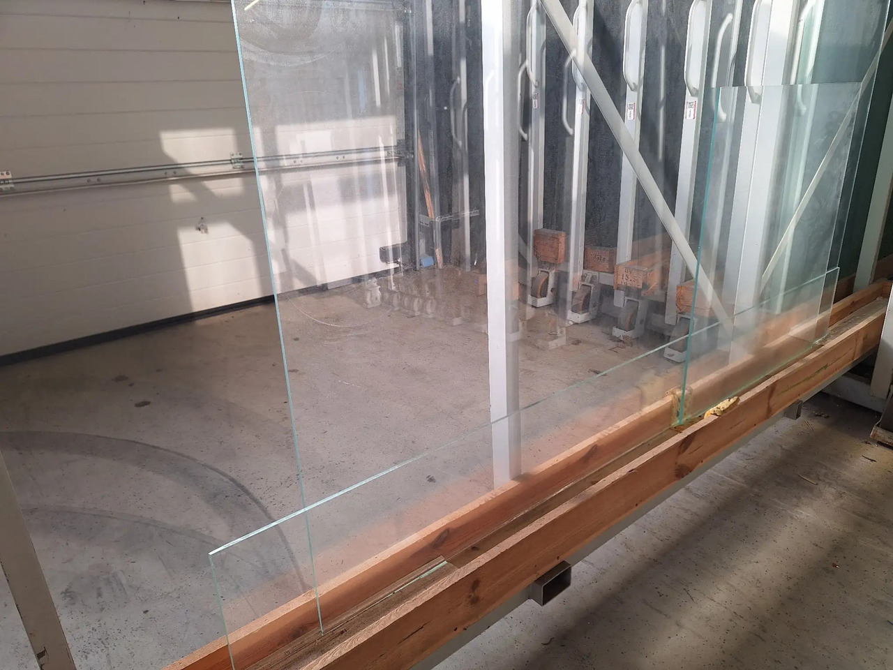 1 Stk. Glasscheibe - Ferramenta/ Equipamento: foto 2 1 Stk. Glasscheibe - Ferramenta/ Equipamento: foto 2