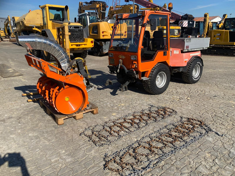 Holder C3.42 - Veículo limpa-neves: foto 1 Holder C3.42 - Veículo limpa-neves: foto 1