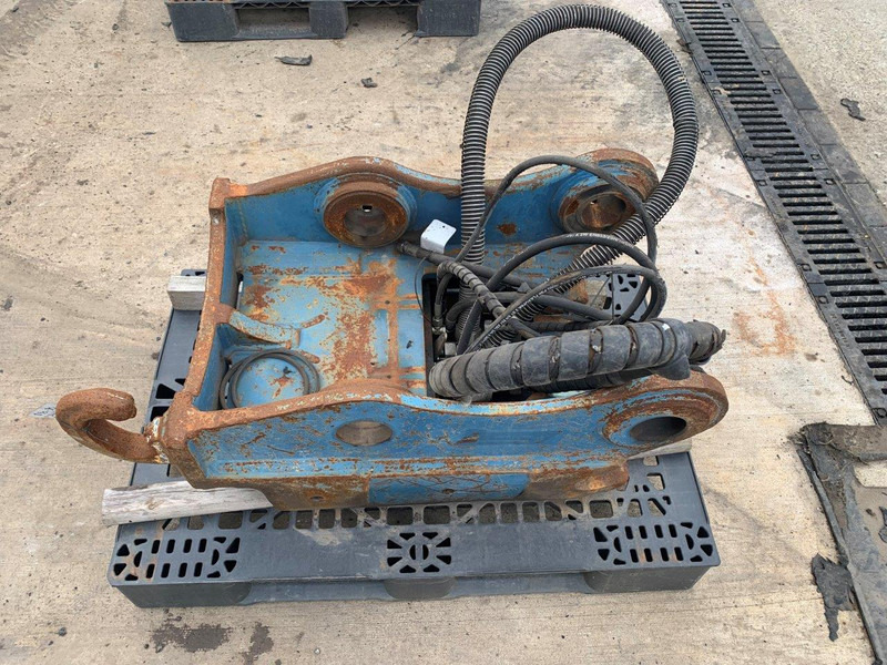 Oil Quick OQ 80 - Acoplamento rápido: foto 3 Oil Quick OQ 80 - Acoplamento rápido: foto 3