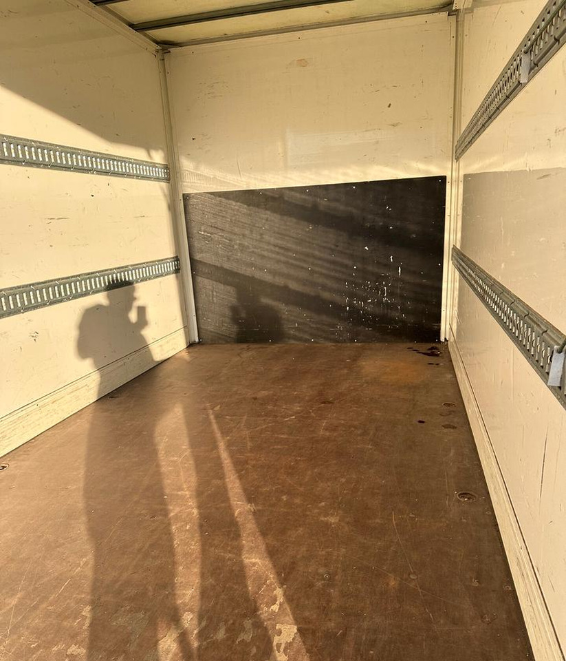 Volkswagen - Carrinha de contentor: foto 5 Volkswagen - Carrinha de contentor: foto 5