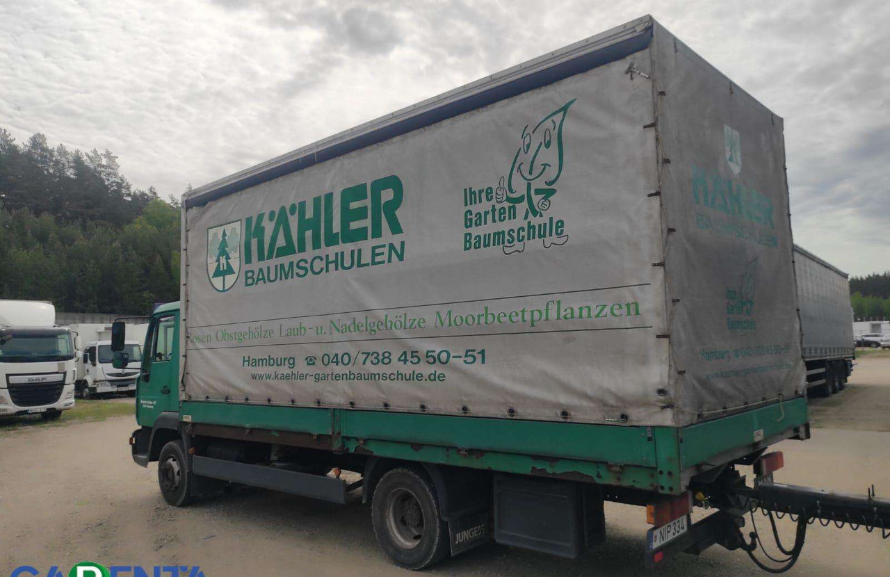 MAN LE8.220 - Camião de lona: foto 4 MAN LE8.220 - Camião de lona: foto 4