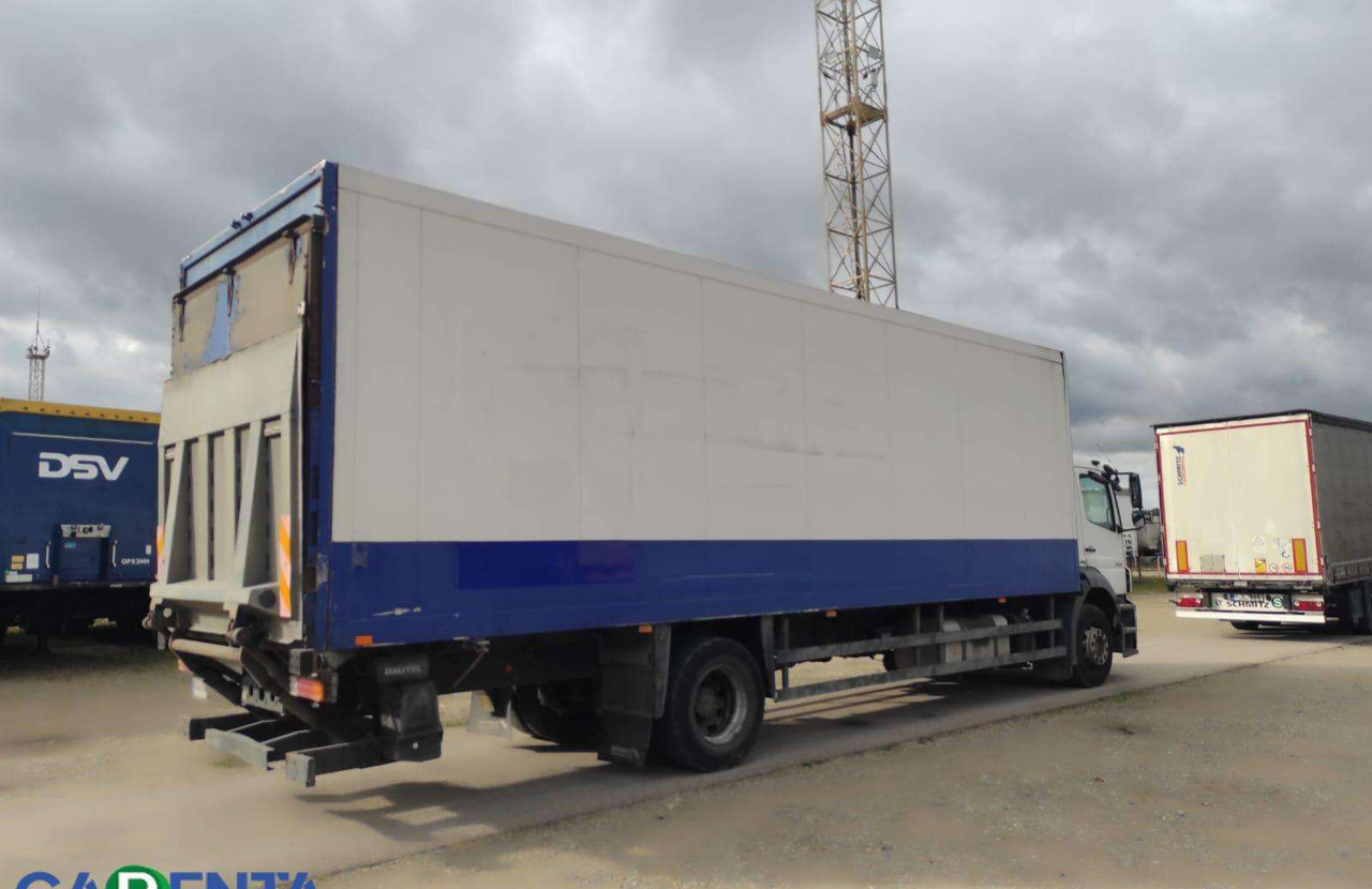 Mercedes-Benz 1824 - Camião frigorífico: foto 4 Mercedes-Benz 1824 - Camião frigorífico: foto 4