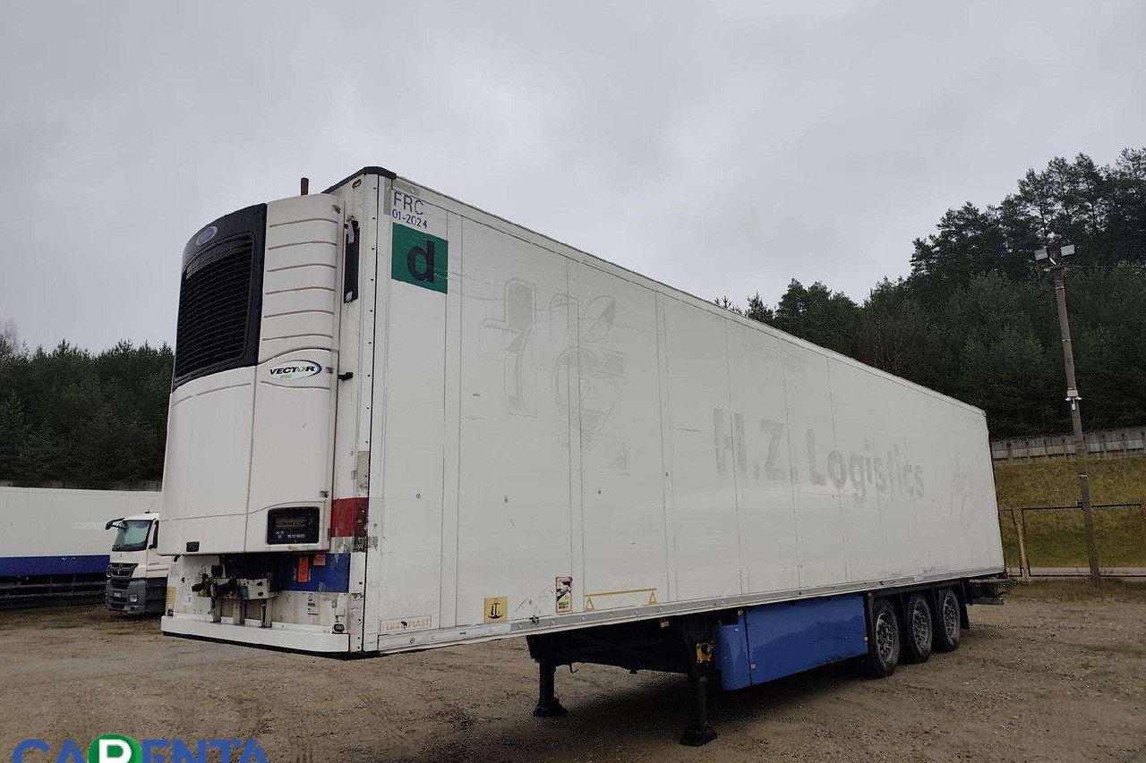 Schmitz SKO 24 FP45 - Semi-reboque frigorífico: foto 1 Schmitz SKO 24 FP45 - Semi-reboque frigorífico: foto 1