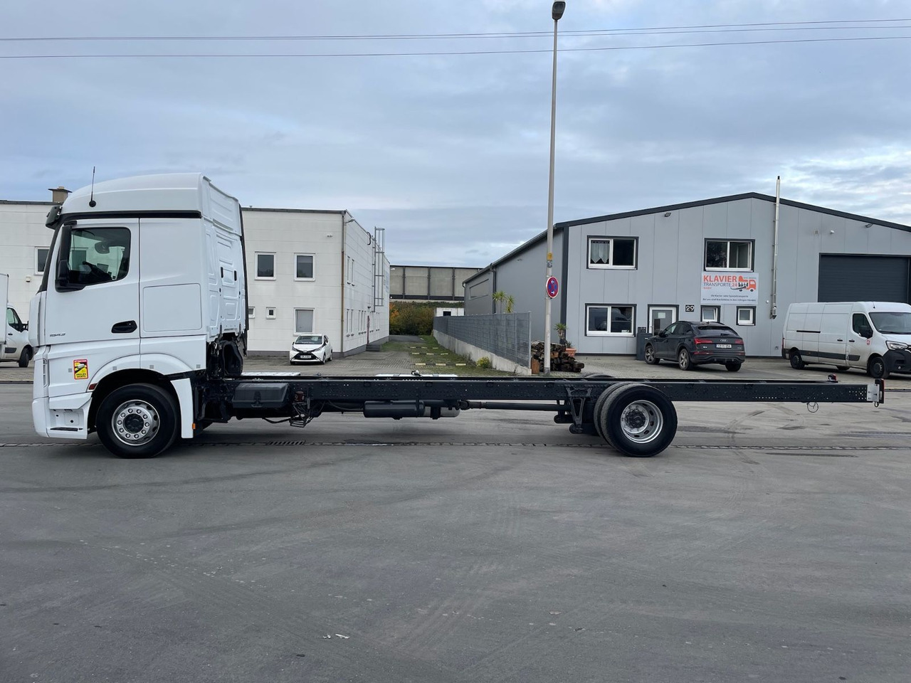 Mercedes-Benz Actros 4 1843 4x2 Fahrgestell/StandAC/ACC/EU6 - Camião chassi: foto 4 Mercedes-Benz Actros 4 1843 4x2 Fahrgestell/StandAC/ACC/EU6 - Camião chassi: foto 4