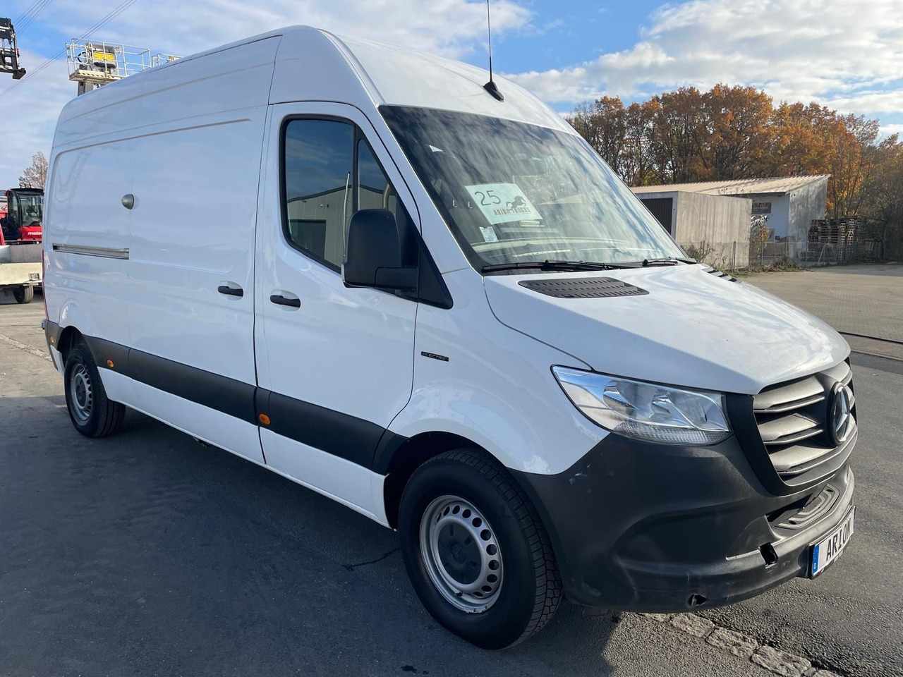 Mercedes-Benz eSprinter L2H2 Kastenwagen/47KW/AC/Kamera - Furgão, Carrinha elétrica: foto 1 Mercedes-Benz eSprinter L2H2 Kastenwagen/47KW/AC/Kamera - Furgão, Carrinha elétrica: foto 1