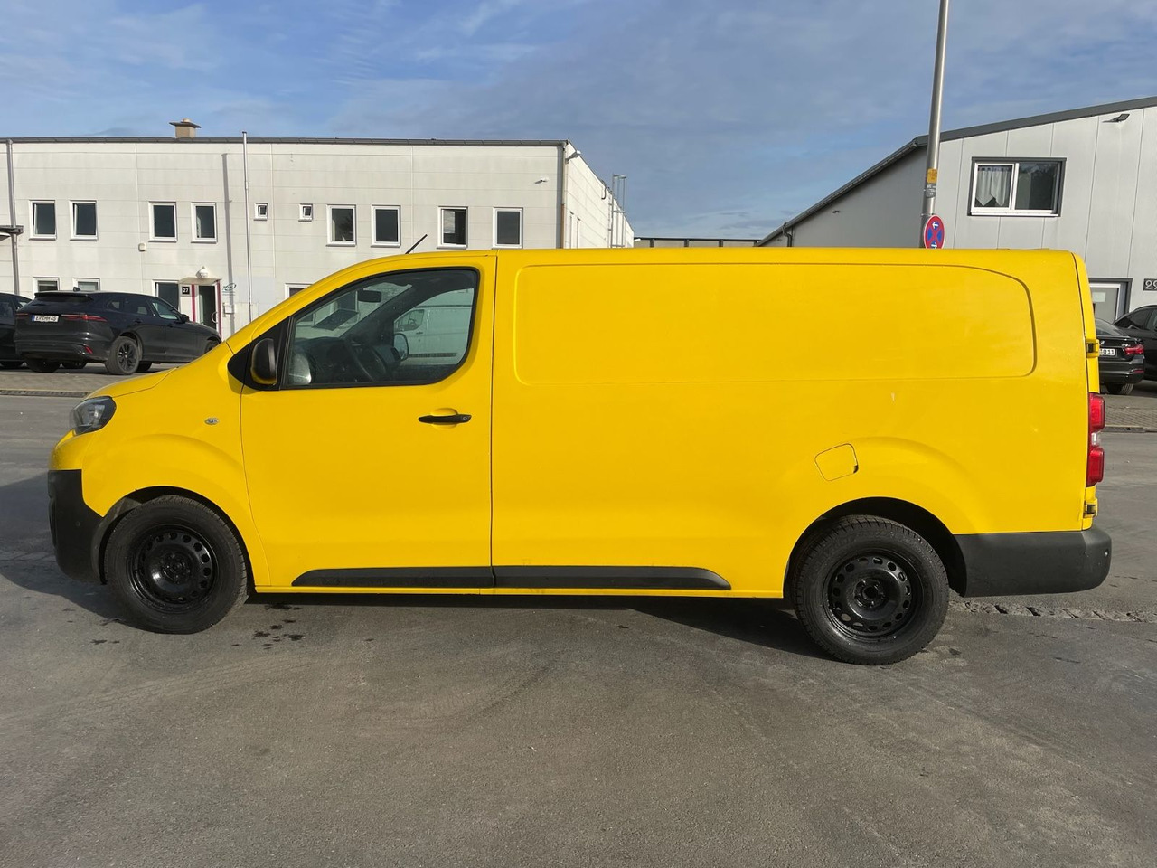 Peugeot Expert Box Pro L3 / 2.0 Blue HDI / More units - Furgão compacto: foto 4 Peugeot Expert Box Pro L3 / 2.0 Blue HDI / More units - Furgão compacto: foto 4