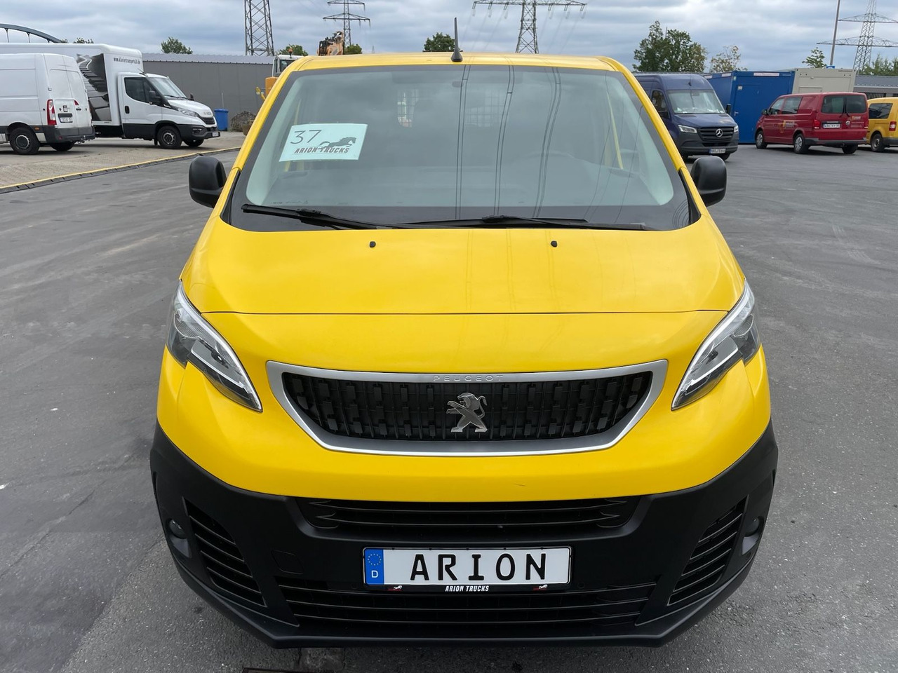 Peugeot Expert Kasten Pro L3/2.0 BlueHDI/AC/15xVerfügbar - Furgão compacto: foto 2 Peugeot Expert Kasten Pro L3/2.0 BlueHDI/AC/15xVerfügbar - Furgão compacto: foto 2