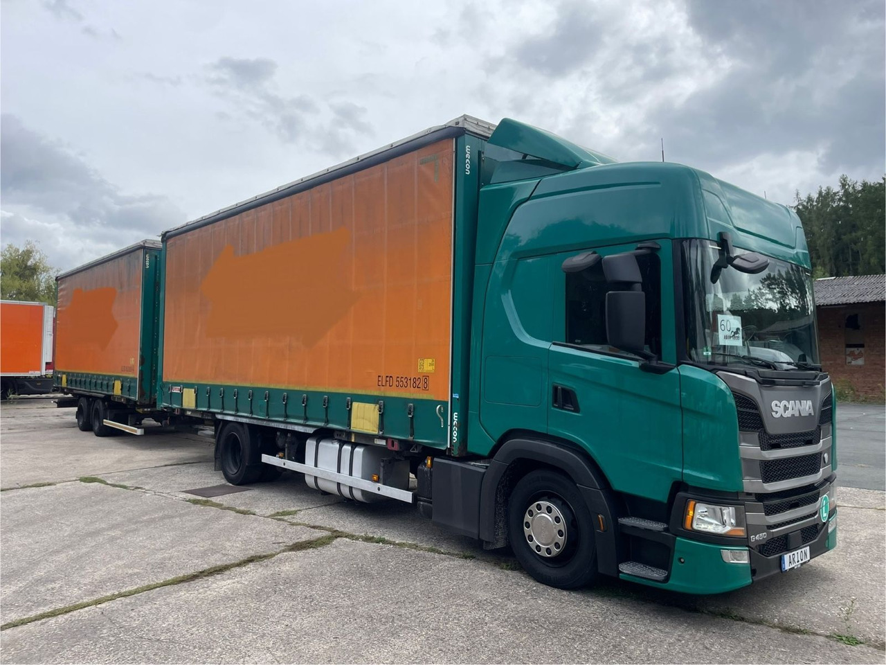 Scania G450 Pritsche+Plane/ANHÄNGER/KOTSCHENREUTHER - Camião de lona: foto 1 Scania G450 Pritsche+Plane/ANHÄNGER/KOTSCHENREUTHER - Camião de lona: foto 1