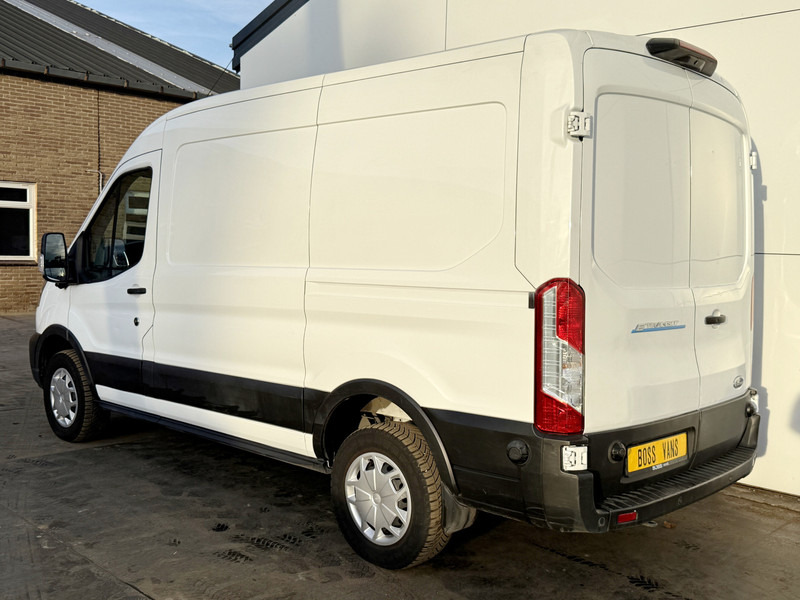 Ford E-Transit 390 75kWh 184PK 390 Elektrisch 75kWh 334km WLTP BEV Snelladen L2H2 Climate Control Tachograaf Carplay 360° Camera Stoelverwarming Parkeersensoren voor achter Laadkabel - Furgão, Carrinha elétrica: foto 2 Ford E-Transit 390 75kWh 184PK 390 Elektrisch 75kWh 334km WLTP BEV Snelladen L2H2 Climate Control Tachograaf Carplay 360° Camera Stoelverwarming Parkeersensoren voor achter Laadkabel - Furgão, Carrinha elétrica: foto 2