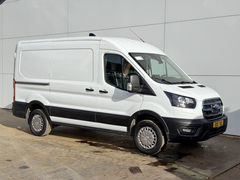 Ford E-Transit 390 75kWh 184PK Elektrisch 75kWh 334km WLTP BEV Snelladen L2H2 Climate Control Tacho Carplay Camera Stoelverwarming Parkeersensoren voor achter - Furgão, Carrinha elétrica: foto 4 Ford E-Transit 390 75kWh 184PK Elektrisch 75kWh 334km WLTP BEV Snelladen L2H2 Climate Control Tacho Carplay Camera Stoelverwarming Parkeersensoren voor achter - Furgão, Carrinha elétrica: foto 4