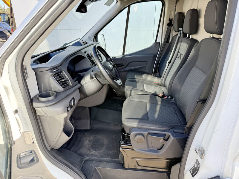 Ford Transit 350 2.0 TDCI 170 PK L3H3 Airco Cruise Control Parkeersensoren voor achter - Furgão: foto 5 Ford Transit 350 2.0 TDCI 170 PK L3H3 Airco Cruise Control Parkeersensoren voor achter - Furgão: foto 5