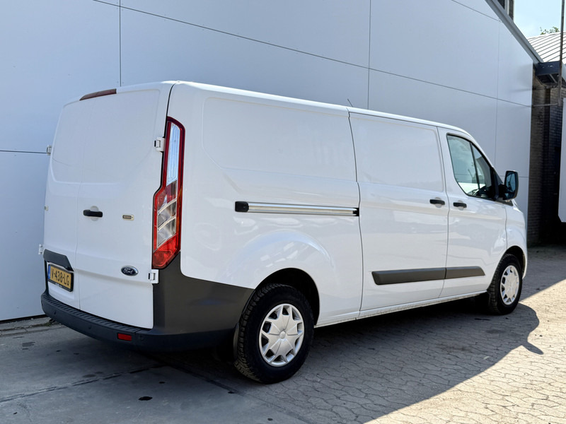 Ford Transit Custom 310 2.0 TDCI L2H1 Trend L2H1 Dubbele Schuif Airco Camera Navigatie Parkeersensoren voor achter - Furgão compacto: foto 4 Ford Transit Custom 310 2.0 TDCI L2H1 Trend L2H1 Dubbele Schuif Airco Camera Navigatie Parkeersensoren voor achter - Furgão compacto: foto 4
