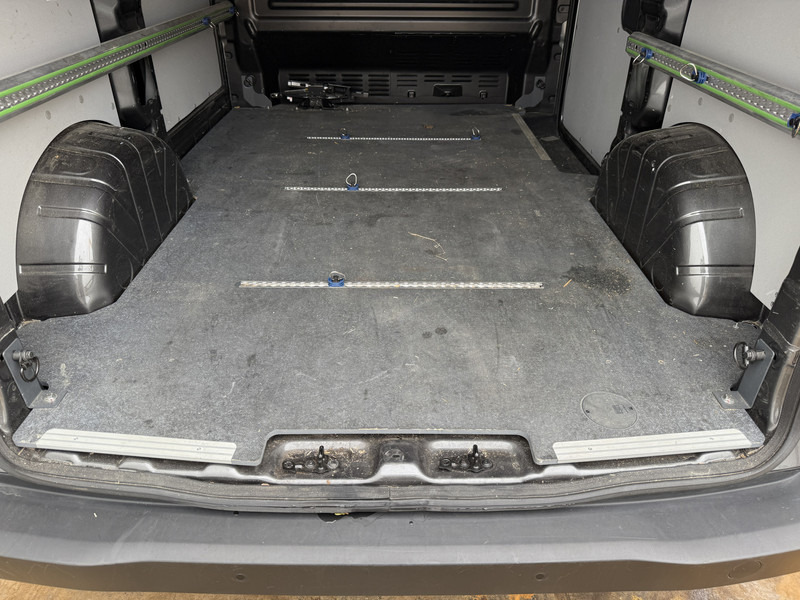 Furgão compacto Ford Transit Custom 320 2.0 TDCI 136PK L1H1 LED Adaptieve Cruise Control Camera Carplay Parkeersensoren voor achter Fabr Garantie 07-28: foto 16 Furgão compacto Ford Transit Custom 320 2.0 TDCI 136PK L1H1 LED Adaptieve Cruise Control Camera Carplay Parkeersensoren voor achter Fabr Garantie 07-28: foto 16