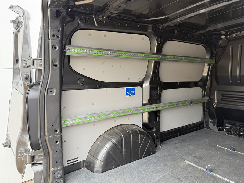 Furgão compacto Ford Transit Custom 320 2.0 TDCI 136PK L1H1 LED Adaptieve Cruise Control Camera Carplay Parkeersensoren voor achter Fabr Garantie 07-28: foto 15 Furgão compacto Ford Transit Custom 320 2.0 TDCI 136PK L1H1 LED Adaptieve Cruise Control Camera Carplay Parkeersensoren voor achter Fabr Garantie 07-28: foto 15