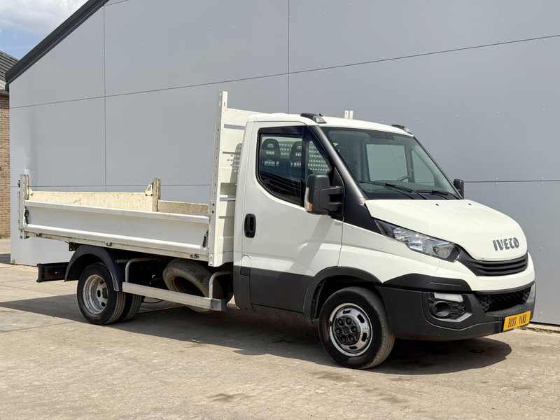 Iveco Daily 35C12 2.3 Kipper Dubbellucht Trekhaak Airco Cruise Control Lucht Geveerde Stoel - Carrinha basculante: foto 5 Iveco Daily 35C12 2.3 Kipper Dubbellucht Trekhaak Airco Cruise Control Lucht Geveerde Stoel - Carrinha basculante: foto 5