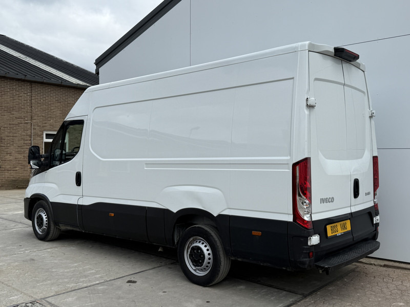 Iveco Daily 35S14 2.3 L2H2 Airco Cruise 3.5ton Trekgewicht Lucht geveerde stoel - Furgão compacto: foto 2 Iveco Daily 35S14 2.3 L2H2 Airco Cruise 3.5ton Trekgewicht Lucht geveerde stoel - Furgão compacto: foto 2