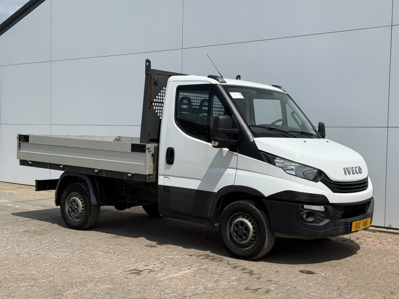 Iveco Daily 35S14 2.3 Open Laadbak Pritische Airco Cruise Control Lucht Geveerde Stoel - Carrinha de caixa aberta: foto 4 Iveco Daily 35S14 2.3 Open Laadbak Pritische Airco Cruise Control Lucht Geveerde Stoel - Carrinha de caixa aberta: foto 4