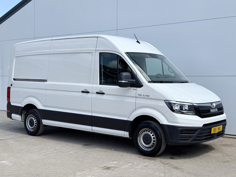 MAN TGE 3.140 2.0 TDI L3H3 Automaat Airco Cruise Control Camera Apple Carplay Parkeersensoren voor achter - Furgão: foto 4 MAN TGE 3.140 2.0 TDI L3H3 Automaat Airco Cruise Control Camera Apple Carplay Parkeersensoren voor achter - Furgão: foto 4