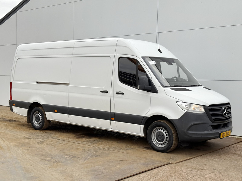 Mercedes-Benz Sprinter 315 2.0 CDI Automaat L3H2 Adaptieve Cruise Control Camera Carplay  Parkeersensoren voor achter - Furgão: foto 4 Mercedes-Benz Sprinter 315 2.0 CDI Automaat L3H2 Adaptieve Cruise Control Camera Carplay  Parkeersensoren voor achter - Furgão: foto 4