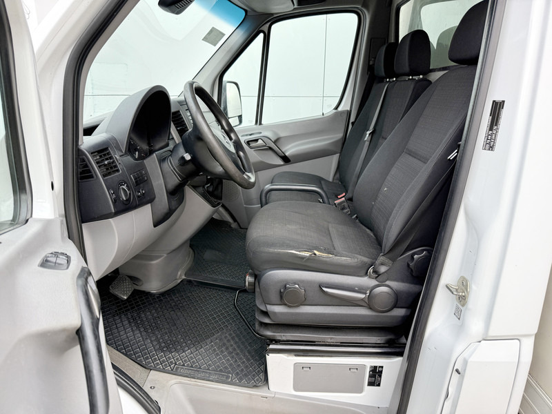 Mercedes-Benz Sprinter 316 2.1 CDI Automaat Laadklep Lane Assist Standkachel Climate Control Bakwagen Meubelbak - Carrinha de contentor: foto 5 Mercedes-Benz Sprinter 316 2.1 CDI Automaat Laadklep Lane Assist Standkachel Climate Control Bakwagen Meubelbak - Carrinha de contentor: foto 5