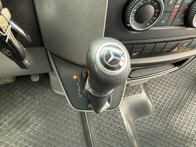 Carrinha de contentor Mercedes-Benz Sprinter 316 2.2 CDI Automaat Laadklep Lane Assist Standkachel Climate Control Bakwagen Meubelbak: foto 20 Carrinha de contentor Mercedes-Benz Sprinter 316 2.2 CDI Automaat Laadklep Lane Assist Standkachel Climate Control Bakwagen Meubelbak: foto 20
