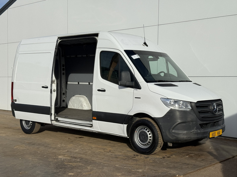 Mercedes-Benz eSprinter 312 ALL-IN PRIJS L2H2 55kWh 168km WLTP 80kw Snelladen Climate Control Camera Stoelverwarming - Furgão, Carrinha elétrica: foto 5 Mercedes-Benz eSprinter 312 ALL-IN PRIJS L2H2 55kWh 168km WLTP 80kw Snelladen Climate Control Camera Stoelverwarming - Furgão, Carrinha elétrica: foto 5
