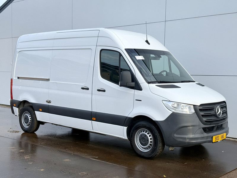 Mercedes-Benz eSprinter 312 ALL-IN PRIJS L2H2 55kWh 168km WLTP 80kw Snelladen Climate Control Camera Stoelverwarming Laadkabel - Furgão, Carrinha elétrica: foto 4 Mercedes-Benz eSprinter 312 ALL-IN PRIJS L2H2 55kWh 168km WLTP 80kw Snelladen Climate Control Camera Stoelverwarming Laadkabel - Furgão, Carrinha elétrica: foto 4